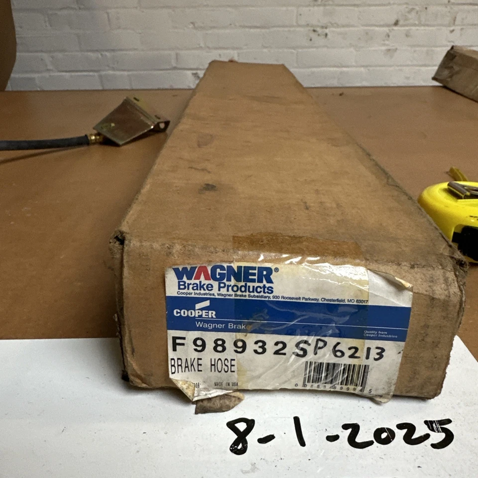 Manguera de freno Wagner F98932 Foto 2 de 4