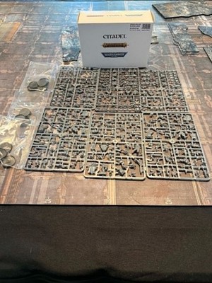 Warhammer 40k Space Wolves Blood Claws - 1st Born On Sprue
