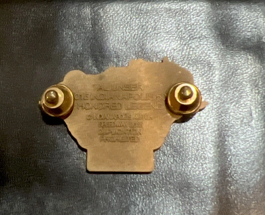 Indy 500 2015 99th Bronze Pit Badge Al Our Sr. Johnny Lightning Parnelli Jones Foto 2 de 2