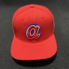Mitchell & Ness Atlanta Braves Snapback Flat Brim Red One Size Hat