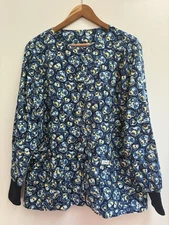 Crest Cottons Womens Heart Moon & Stars Snap Button Long Sleeve Scrub Top Blue M