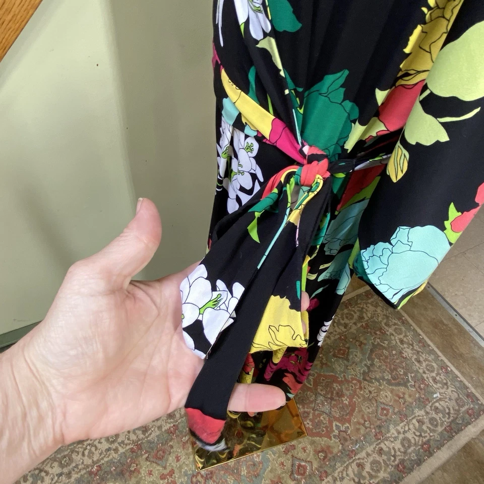 Roaman's Womens Sz 22/24 Faux Wrap Maxi Dress Flowy Black Floral Cottagecore - Image 3 of 4