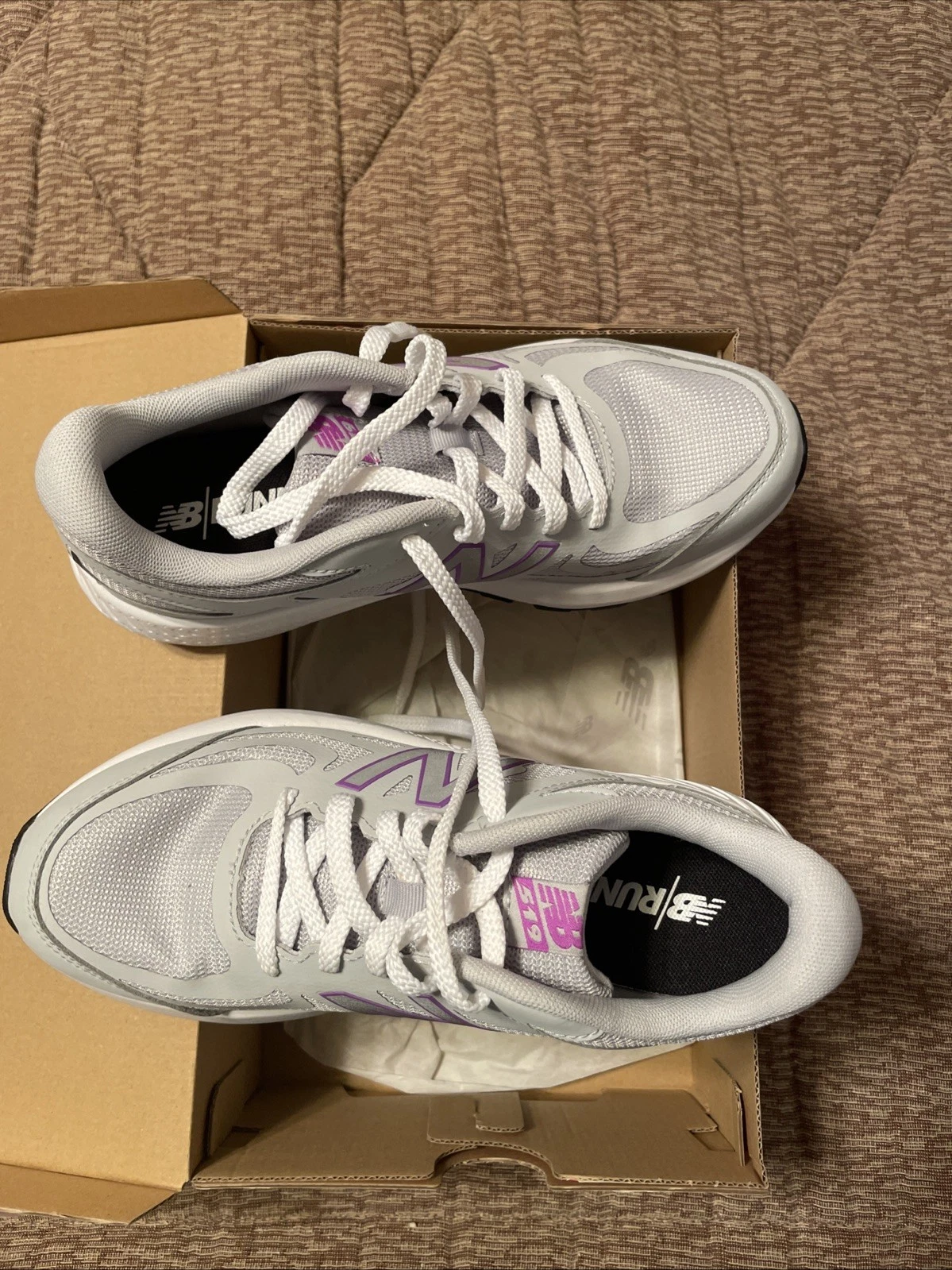 New Balance grigio per bambini taglia 6