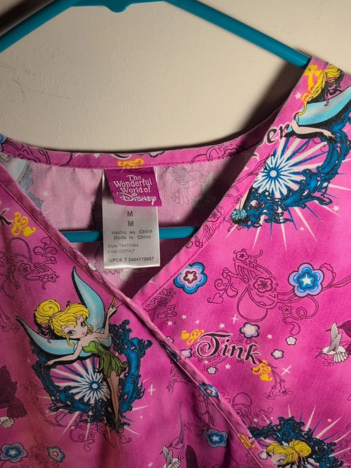 Blusa Disney Rosa Média Sininho Peter Pan Manga Curta Quase Perfeita - Imagem 2 de 4