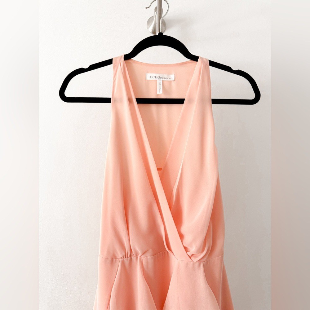 BCBGeneration Summer Party Chic Ruffle Front Slee… - image 5