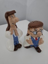 Vintage Tetley Tea Wade Gaffer & Sydney Cruets Amazing Condition With Stoppers