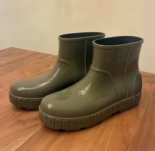 UGG  1125731 DAMEN GUMMI STIEFEL / BOOT khaki Neu Gr. 41 Lammfell