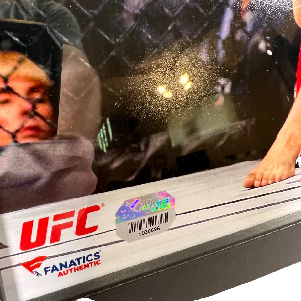 FOTO AUTOGRAFIADA FIRMADA POR ANTHONY SHOWTIME PETTIS UFC 20 X 16 ENMARCADA CERTIFICADO DE AUTENTICIDAD DE FANÁTICOS Foto 3 de 4