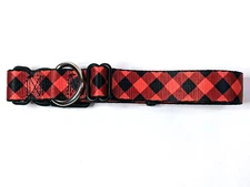 Buckle-Down Plastic Clip Collar - Diagonal Buffalo Plaid Black/Red Large