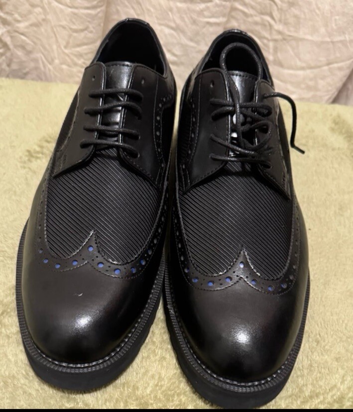 SAOLA DKNY Oxford Derby da uomo con suola alare taglia 11M nuove senza scatola