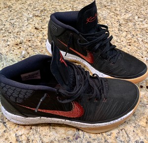 kobe ad mid gum sole