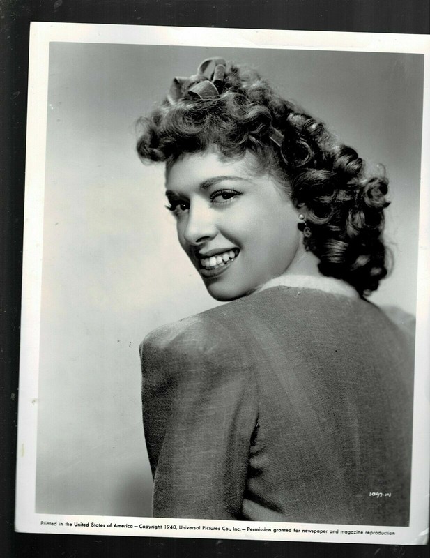SUPER RARE!! 8X10 1940s ORIGINAL DARLENE WALDERS PUBLICITY PORTRAIT!!