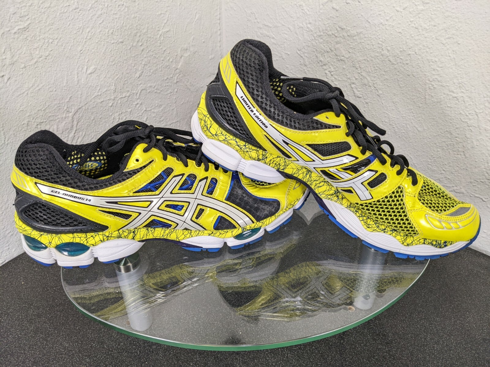 Verplicht doel wereld Asics Gel Nimbus 14 Limited Edition Mens 11 Black / Yellow / White / Blue |  eBay