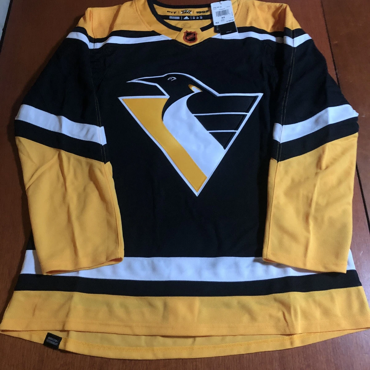 Pittsburgh Penguins to feature Robo Penguin on Reverse Retro jerseys