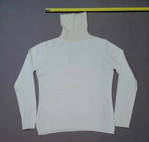 Women ZARA Sweater White Acrylic 36 / S / 44