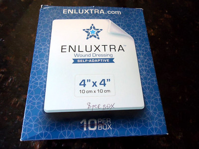 Enluxtra Self-Adaptive Wound Dressing 4'' x 4'' Box of (8pc)