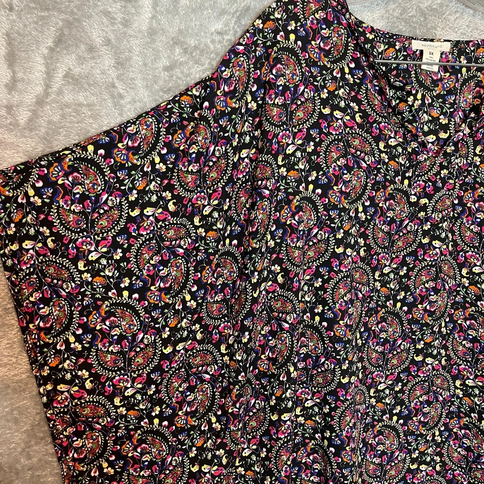 Poncho estilo caftán con drapeado floral cachemir colorido Westbound para mujer 2X Plus Foto 3 de 4