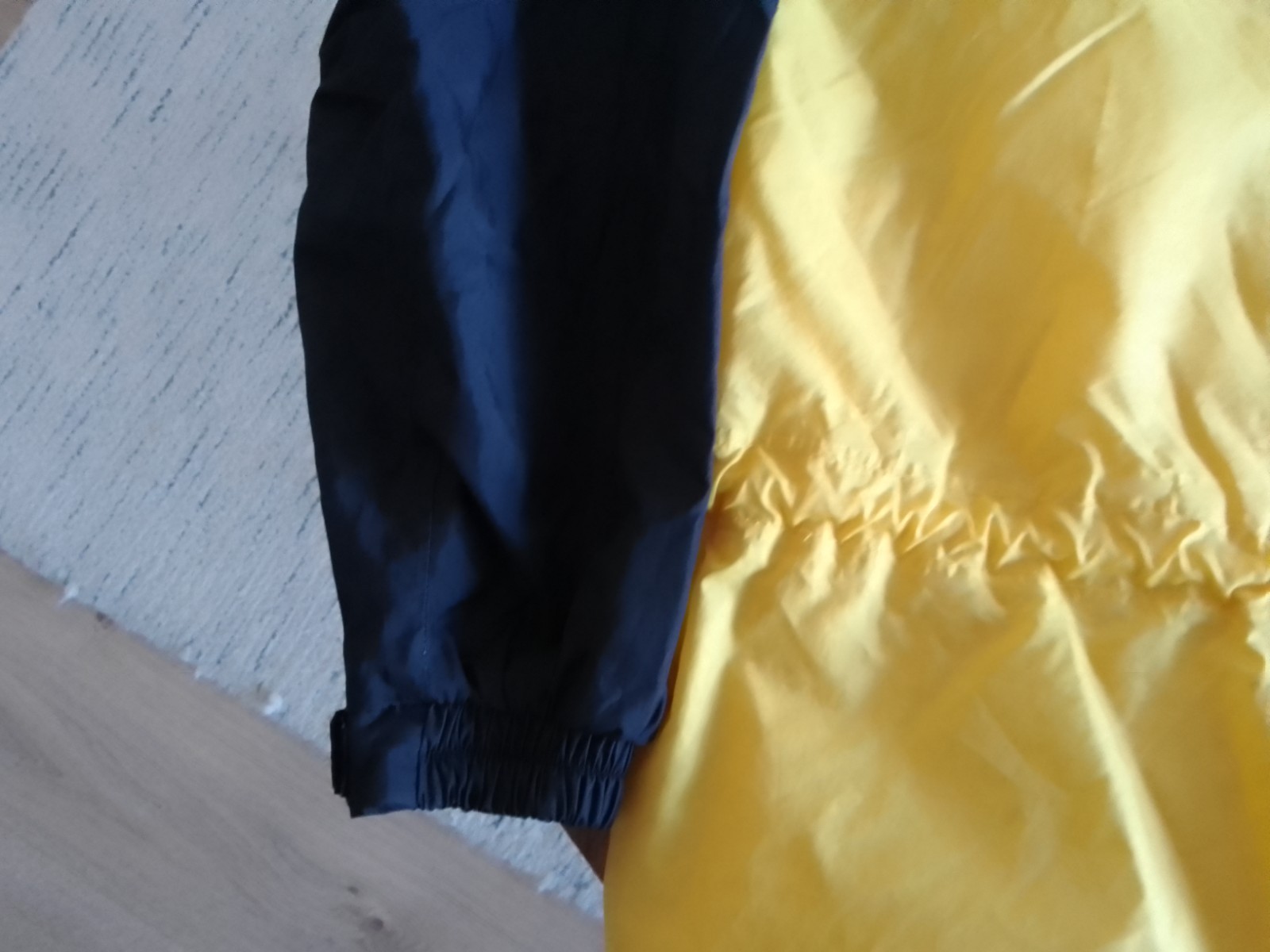 Helly Hansen Packable Hooded Jacket Raincoat Medi… - image 13