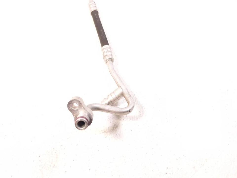 Manguera de aire acondicionado Mercedes-Benz E350 2006-2016 212-830-95-00 *3,5 L tracción trasera Foto 3 de 4