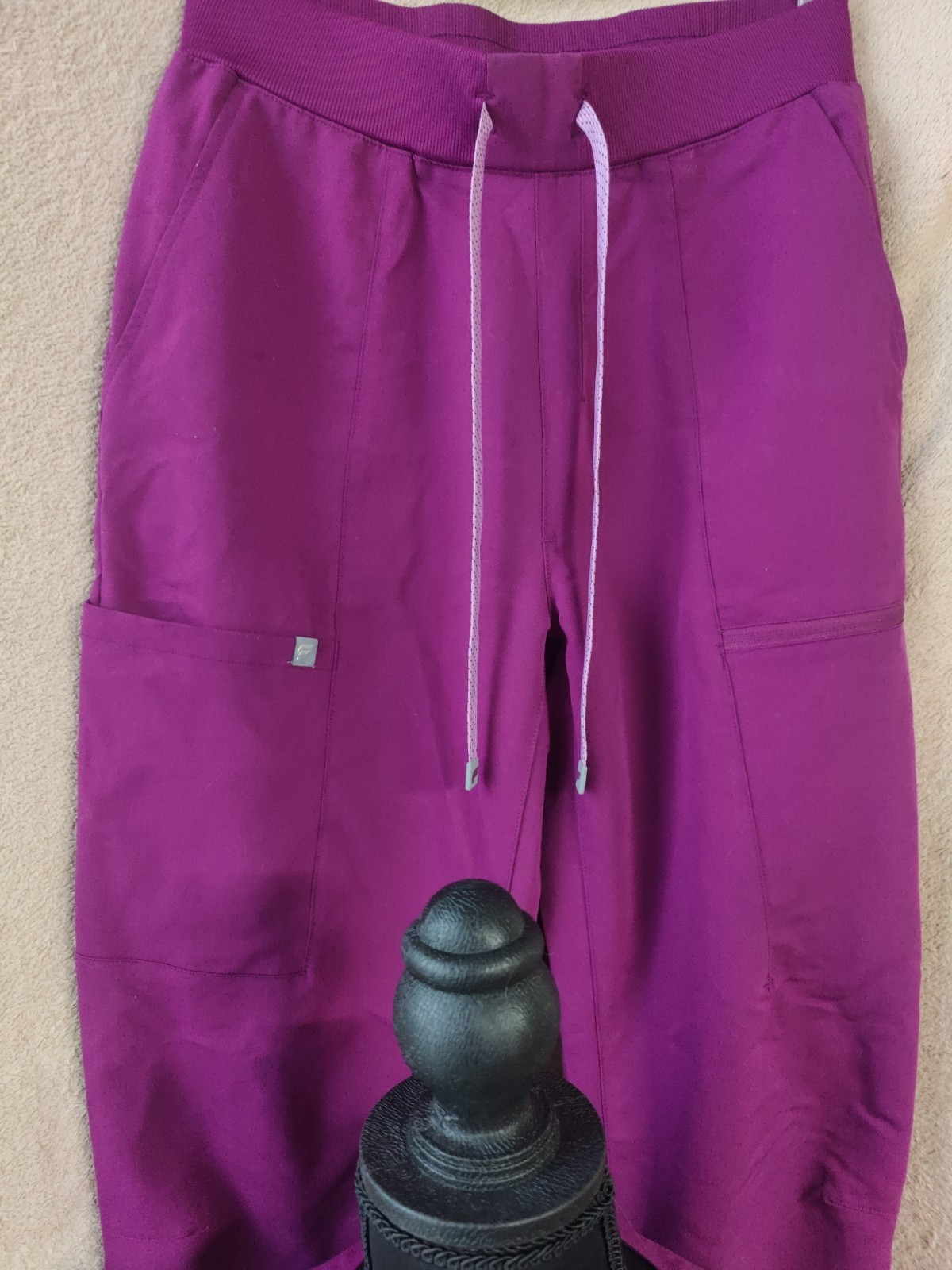 Fabletics Women's Solid Medical Scrub Set Top and… - image 5