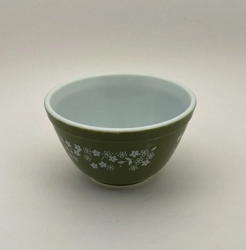 Pyrex 401 Vintage Mixing Bowl Green Crazy Daisy Spring Blossom, 750ml/1.5 Pint
