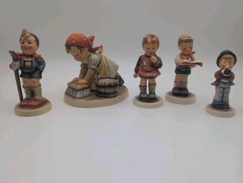 Vintage Hummel Goebel Figurines Lot 