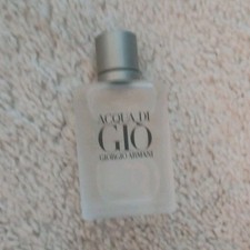 Giorgio Armani Acqua di Gio Eau de Toilette Spray, Travel Size 0.5 fl oz 30ml