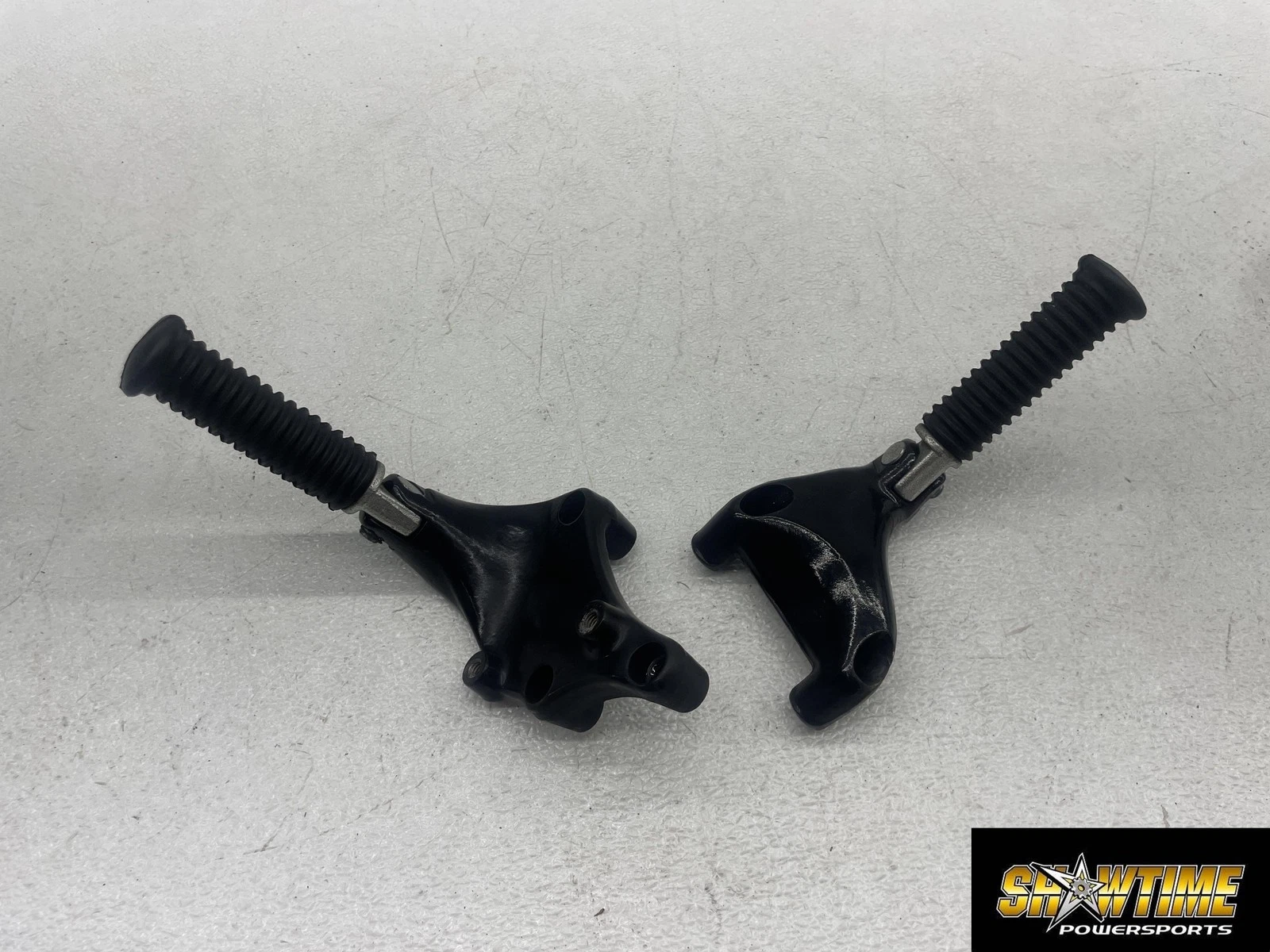 16-20 HARLEY-DAVIDSON ROADSTER XL1200CX REAR PASSENGER PEGS FOOTPEGS SET PAIR