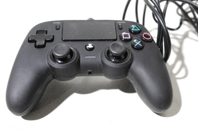 NACON Wired Compact Controller for PS4/PC - Black