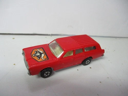 Matchbox Lesney Superfast SF73 Mercury Commuter- red, NO gas cap, loose