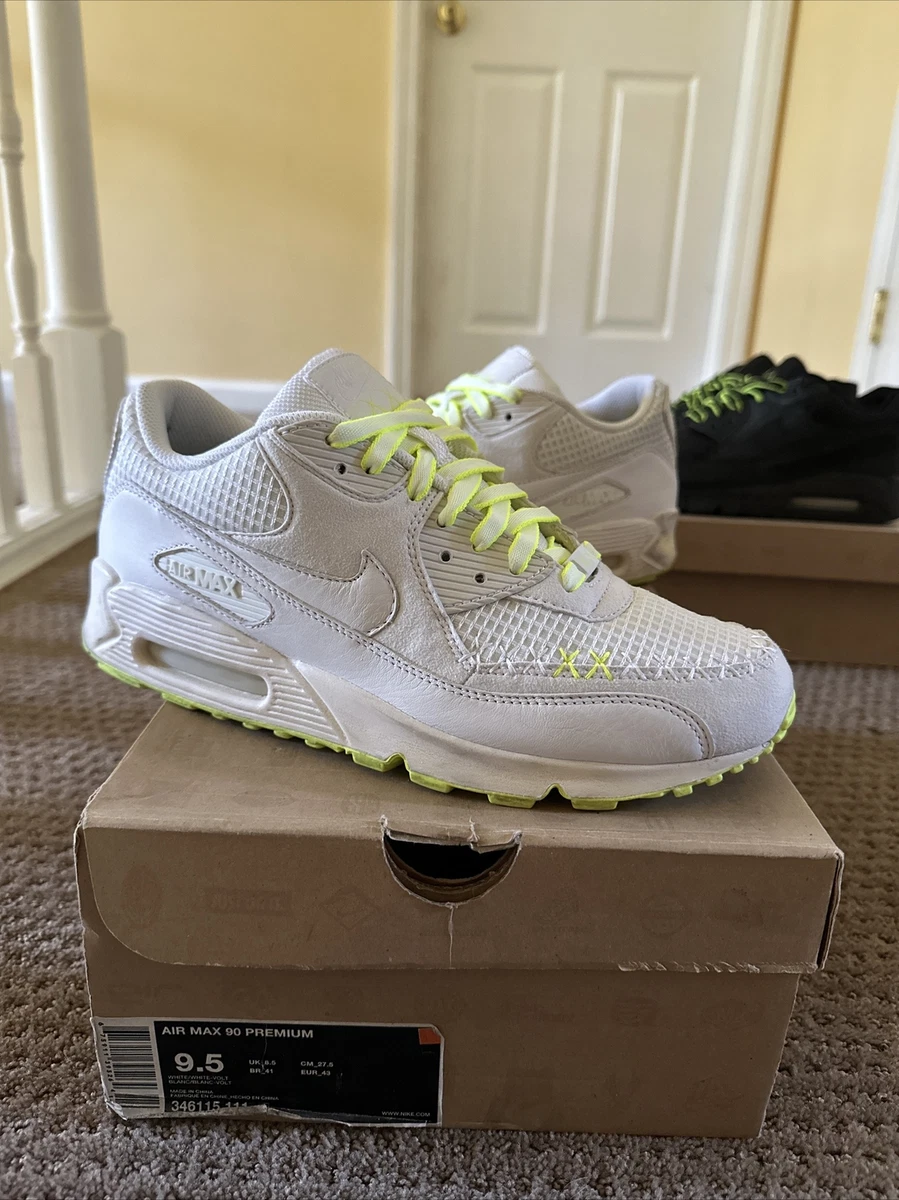 Nike Kaws Air Max 90 Premium