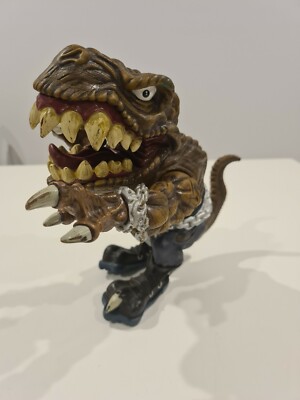 EXTREME DINOSAURS T-BONE the T-Rex Street Sharks Rare Vintage 1996 Figure EUR 28,44 - DE
