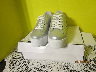 guess women's silver sneakers
