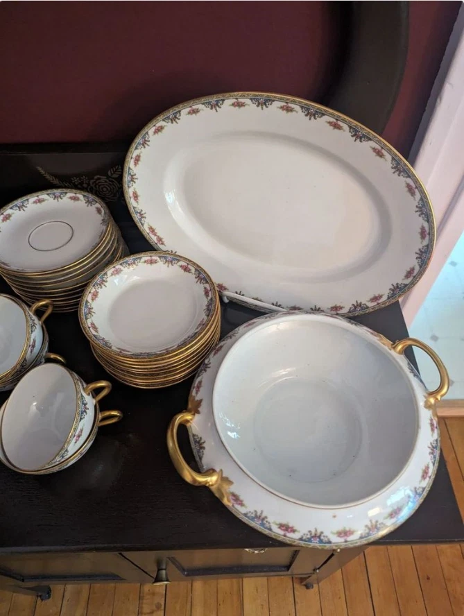 Vajilla antigua M de M Limoges Francia 32 piezas Foto 3 de 4