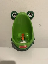 New Foryee Cute Frog Potty Training Urinal for Boys with Funny Aiming Target