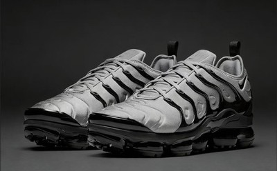 Grey Silver Nike Air VaporMax Plus Mens Full Air Cushion Athletic Running Shoes