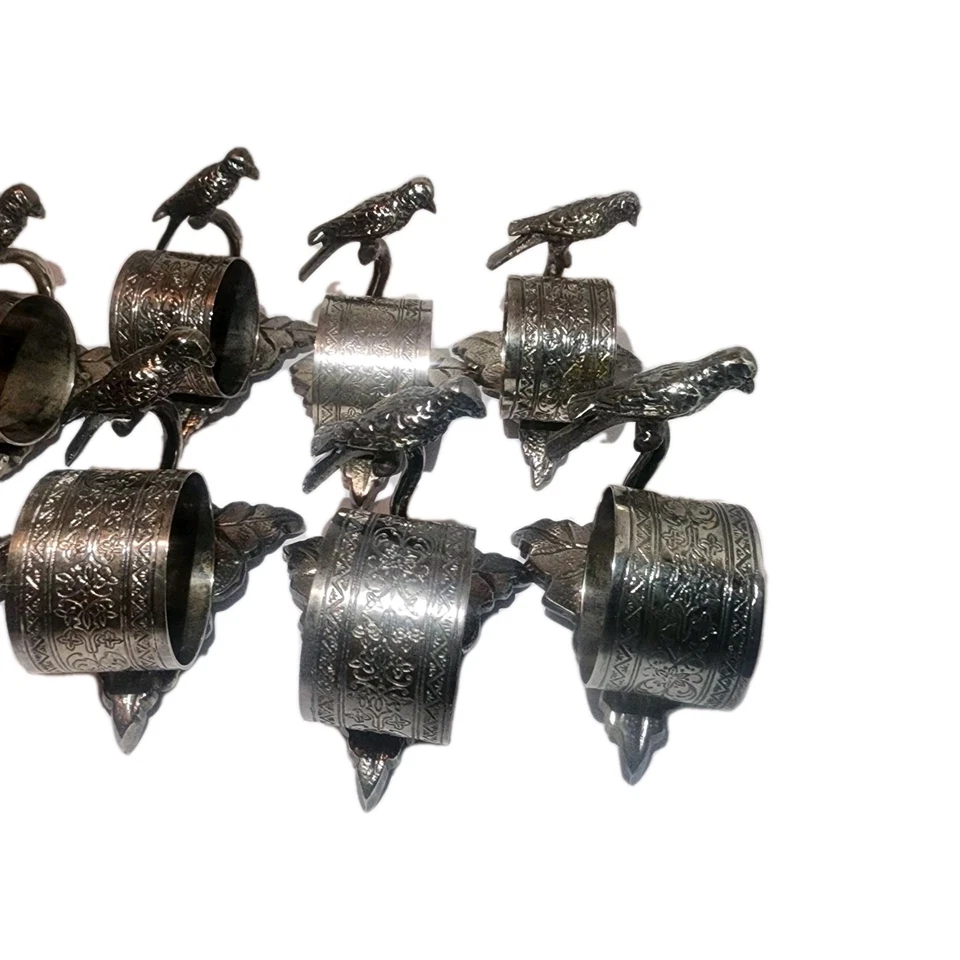 Anillo servilleta figurativo plato de plata victoriano pájaro sobre hoja festivo Foto 2 de 4