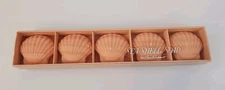 Vintage NOS Boxed Set of 5 Sea Shell Soap Cakes Bars Ben Rickert Peach Colored