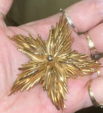 BROOCH or Pendant Even In Hair Vintage Starburst Multilayered Gold Plated Metal