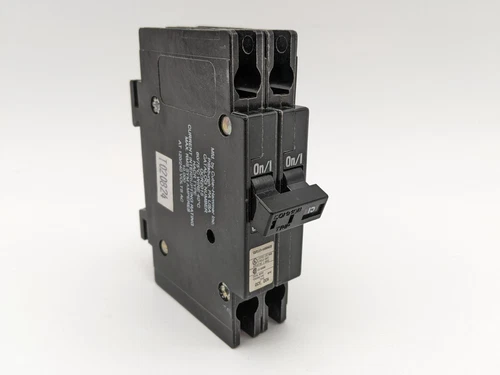 Cutler-Hammer QCR2015 Circuit Breaker 15 Amp 2 Pole 120/240 VAC DIN Rail Mount
