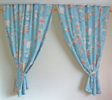 - 246  - 2 Stück Kinder  Gardinen Hase Bär Tiere  Übergardinen Vorhang