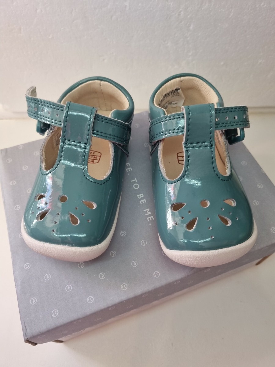 Girls Toddler Clarks Teal patent leather Size UK 2F EU