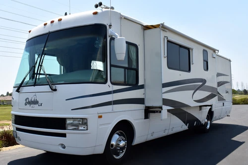 2003 Dolphin LX class A motorhome