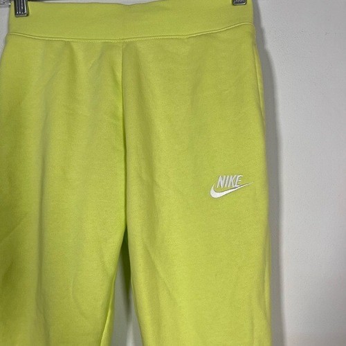 Nike Sportswear Girl’s NWT Size Small Club Fleece Sweatpants - Picture 2 of 7