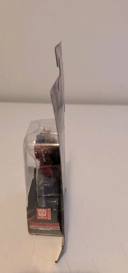 Transformers War for Cybertron Kingdom Optimus Prime Action Figure Sealed  - Image 4 of 4
