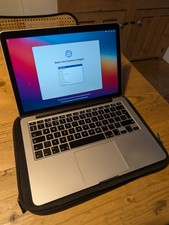 Apple MacBook Pro 13" Retina (Late 2013) - 2.4GHz i5 - 8GB RAM - 256GB SSD