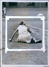 1931 Betty Nuthall Takes Fall West Side Tennis Club Ny Tennis 6X8 Vintage Photo