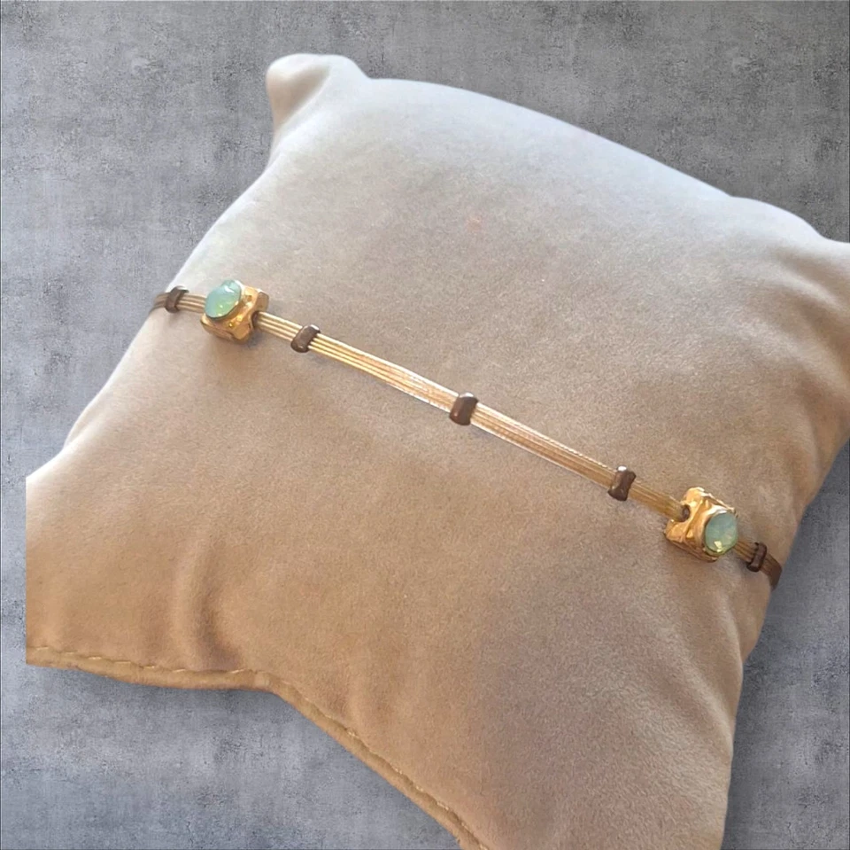 Brazalete para mujer Seasonal Whispers 24kt enchapado acero inoxidable ópalo turquesa Foto 4 de 4