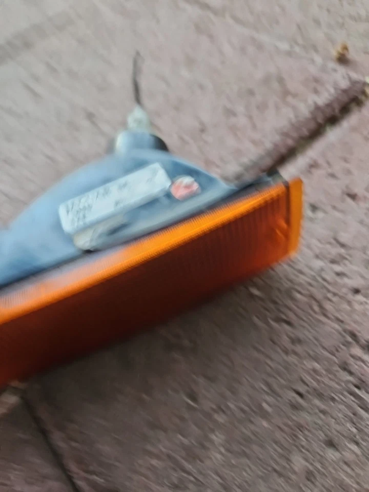 94-96 Jaguar XJS Serie 3 Parachoques Delantero Derecho Luz Señal de Giro Lámpara OEM Foto 3 de 4