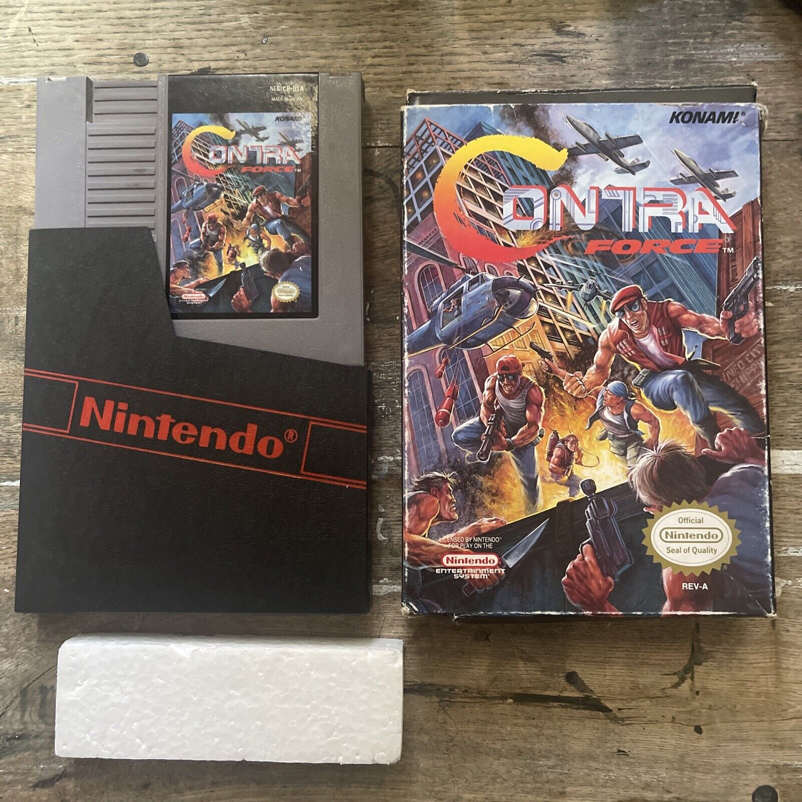 Contra - Rare Original NES Nintendo Fun Game 83717110286